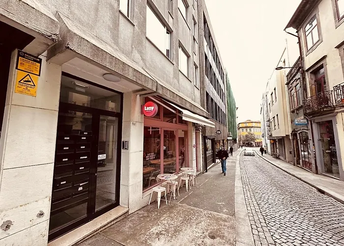 Lazy - Pinkish - Breakfast Included פורטו